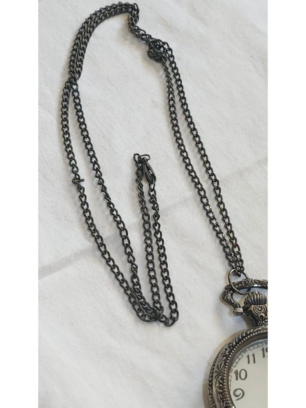Vintage Silver Tone Victorian Revival Pocket Watch Necklace Ornate Detailing - Picture 9 of 9